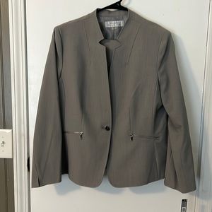 Tahari ASL Size 14 Gray Suit NWT!